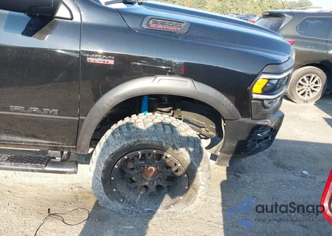 2019 Ram 2500 Power Wagon 4X4 6'4 Box z USA, uszkodzony, nr VIN 3C6TR5EJ3KG589360